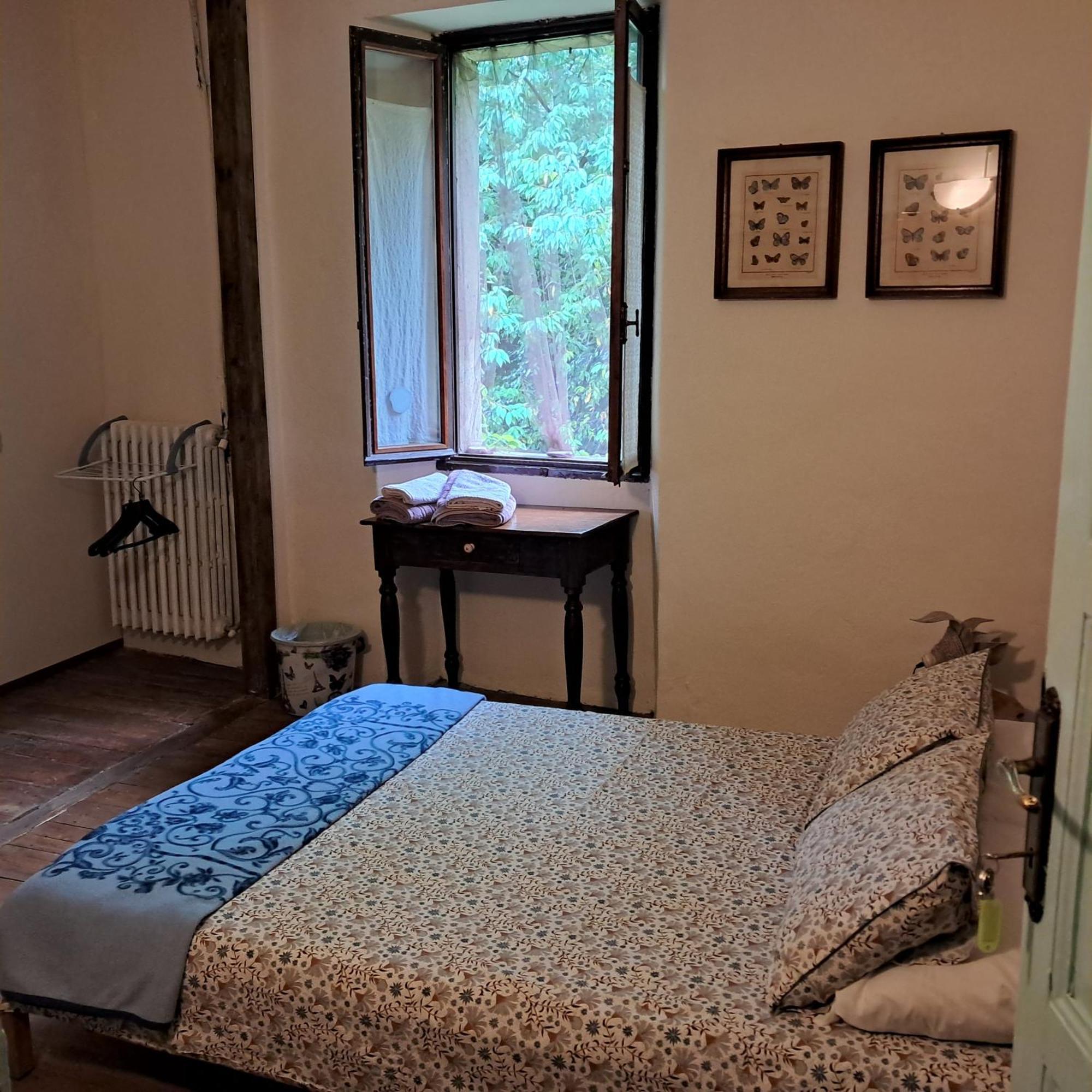 Apartamento La Stanza Del Bosco Arcumeggia Exterior foto